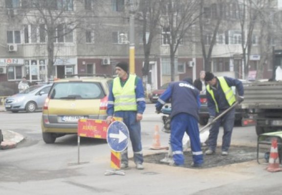 Se întrerupe apa pe străzile Bărăganului şi Corbului